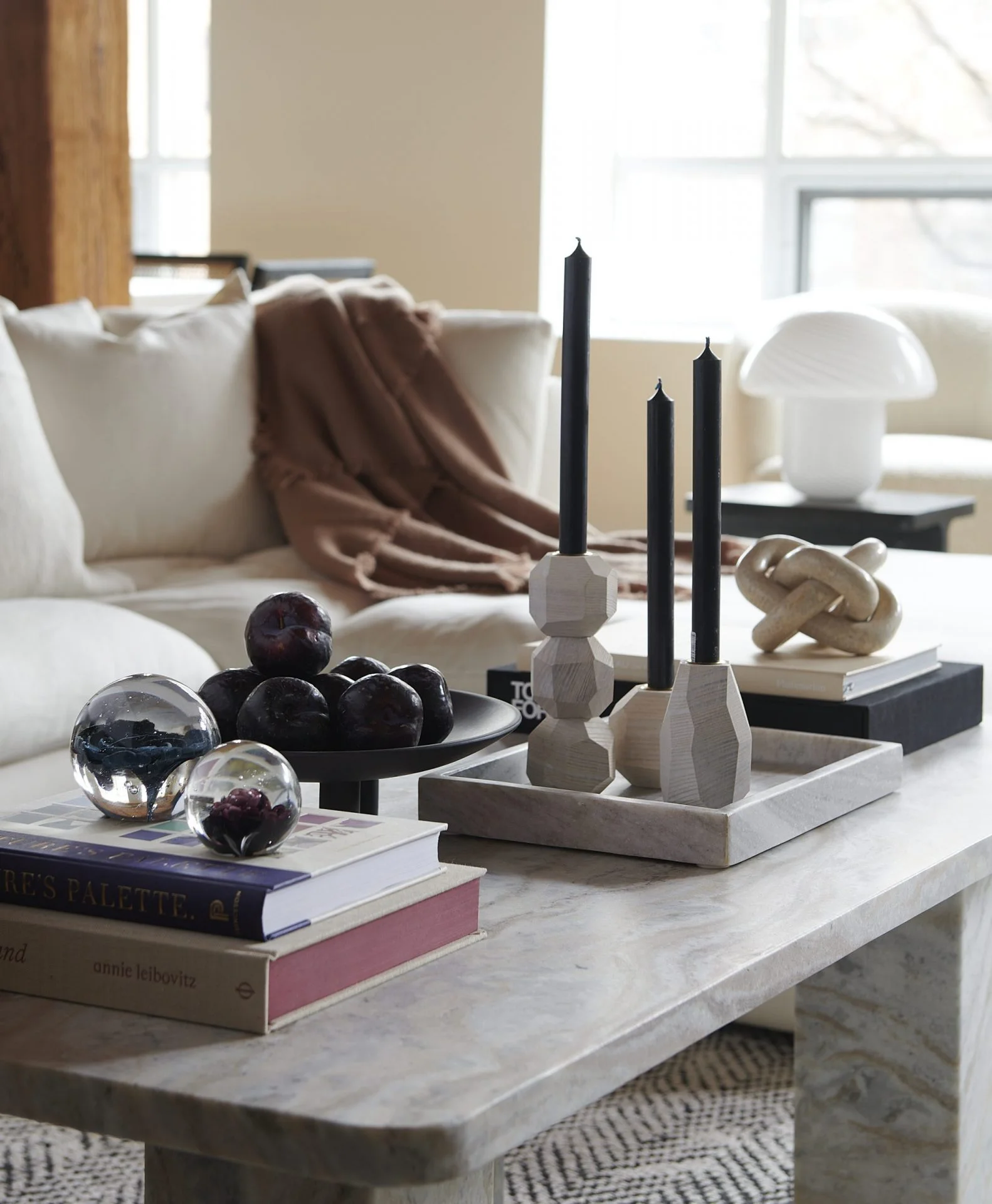 Ugo Candle Holder