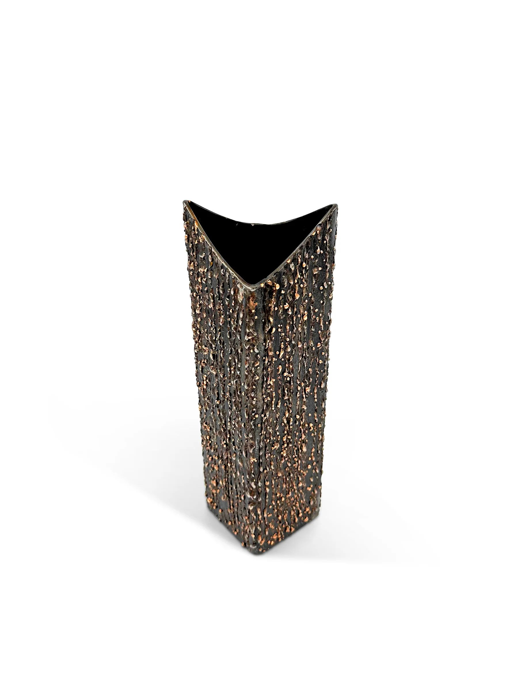 Bronze Textured Steel Flower Vases 4