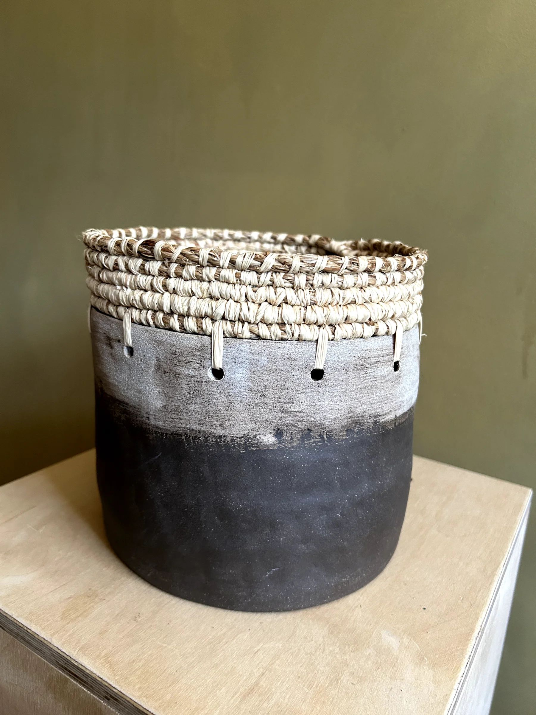Woven Top Planter 3