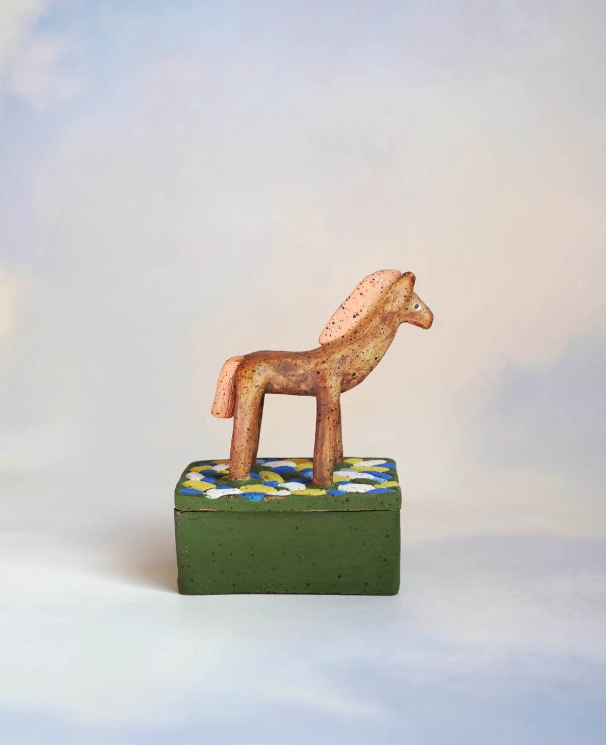 Cavalinho Box by Rosa Flan