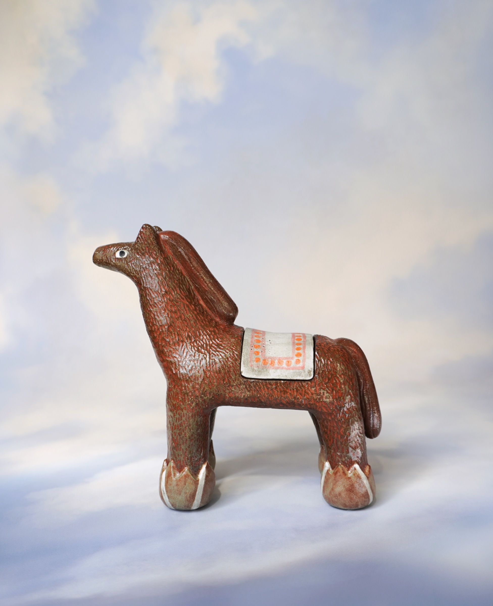Aso Lidded Box by Rosa Flan