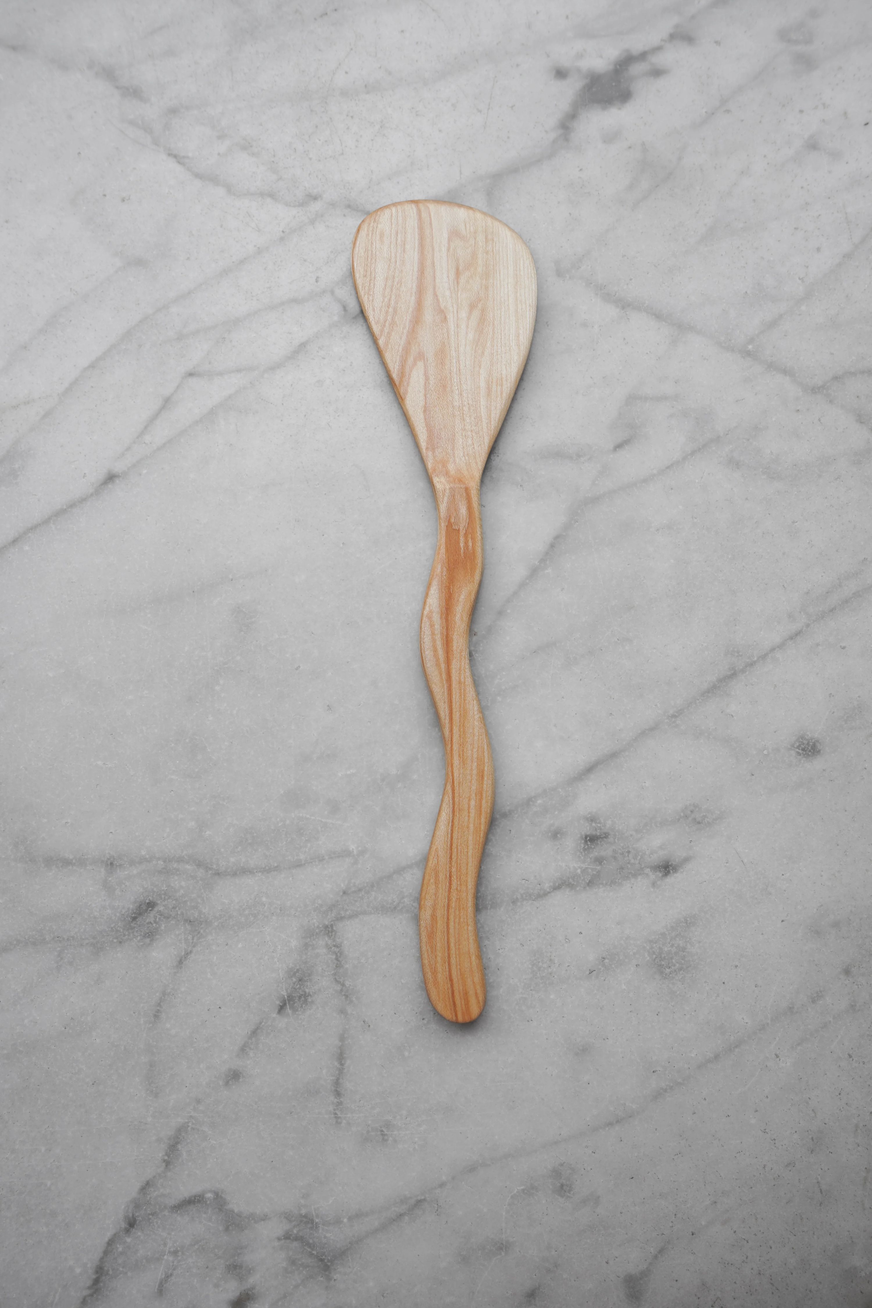 Flat Line - Squiggly Spatula - Walnut, Cherry, or Maple Wood 3