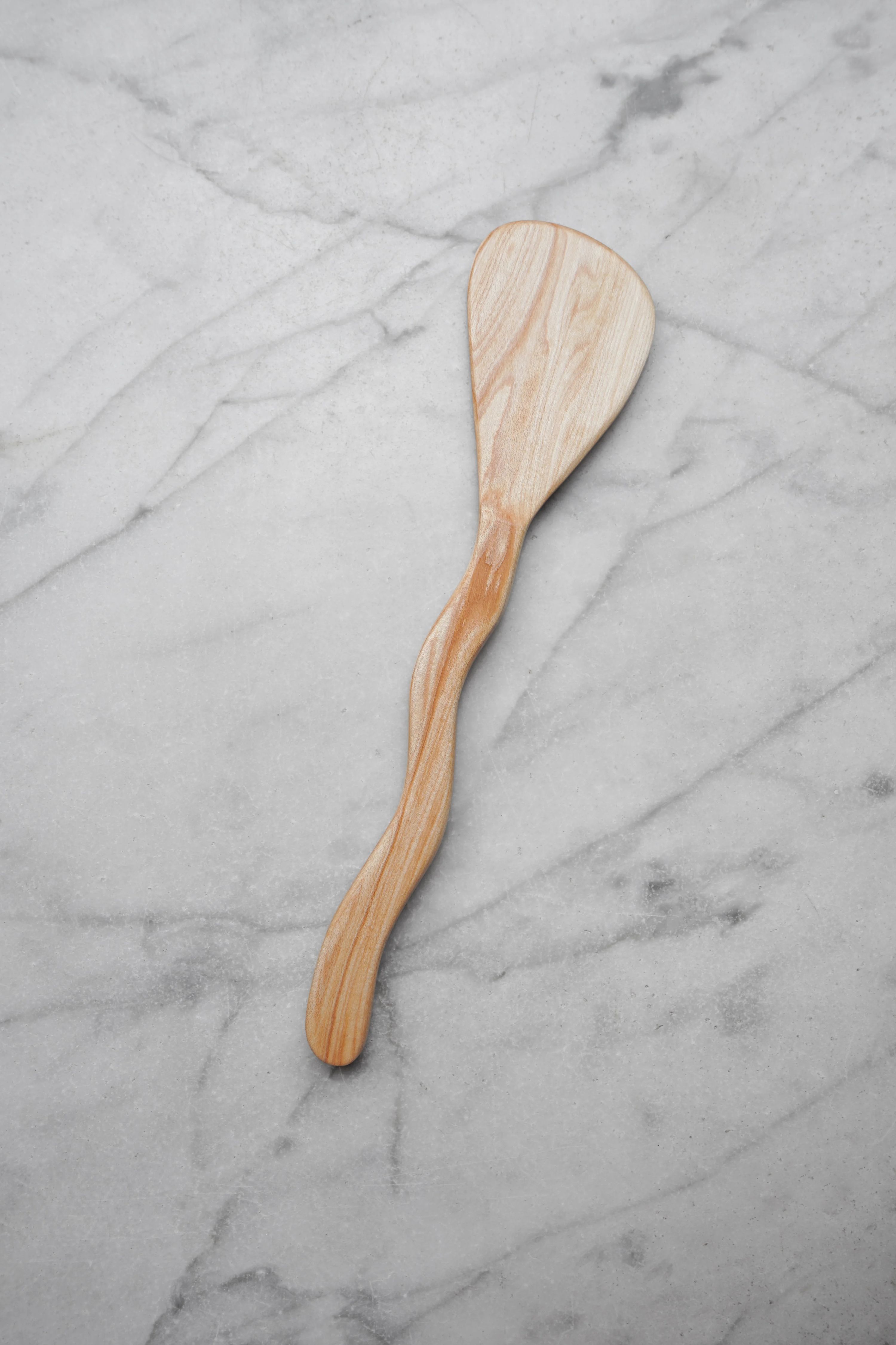 Flat Line - Squiggly Spatula - Walnut, Cherry, or Maple Wood 4