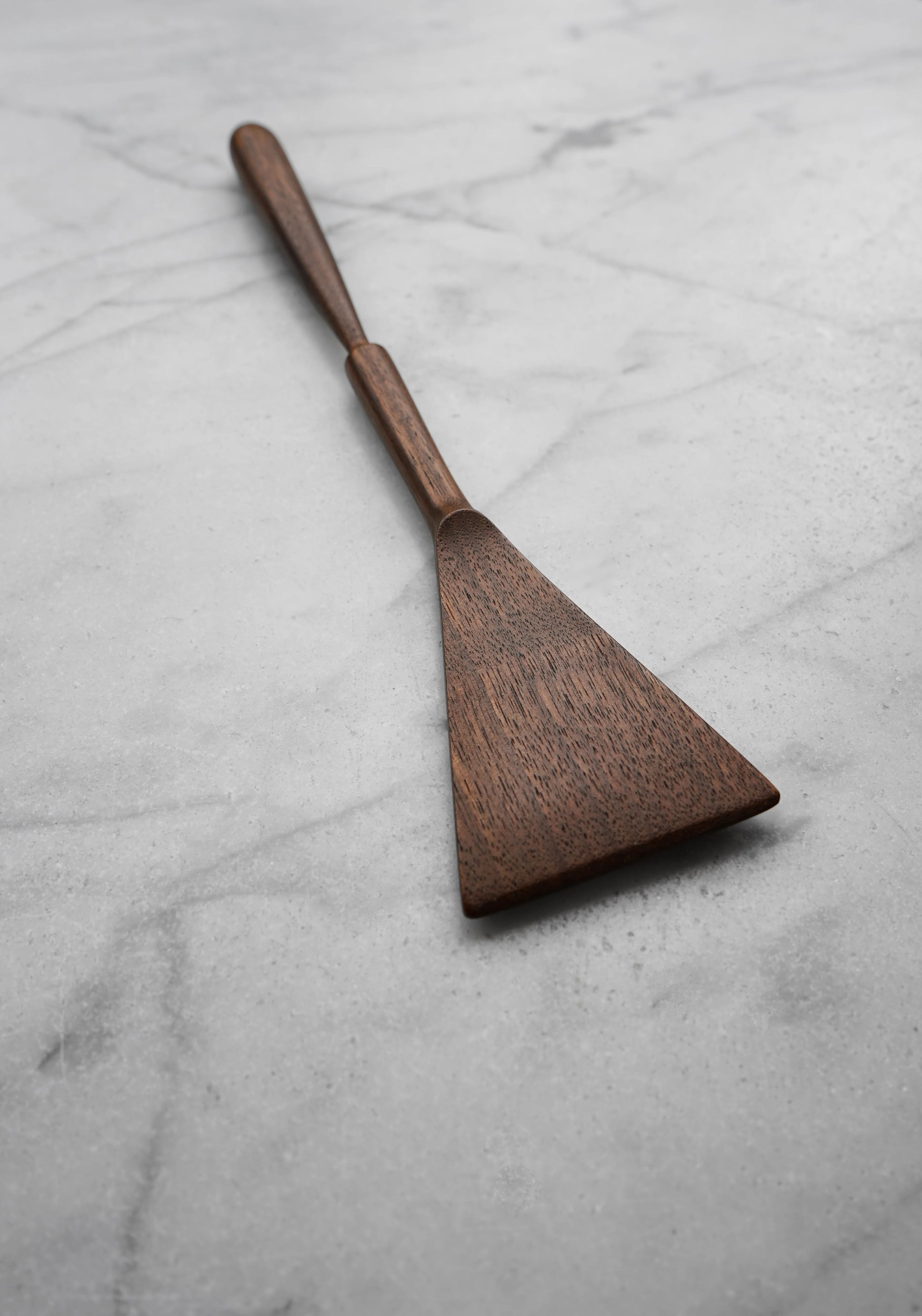 Triangle Spatula - Pinched Handle - Walnut or Cherry Wood 3