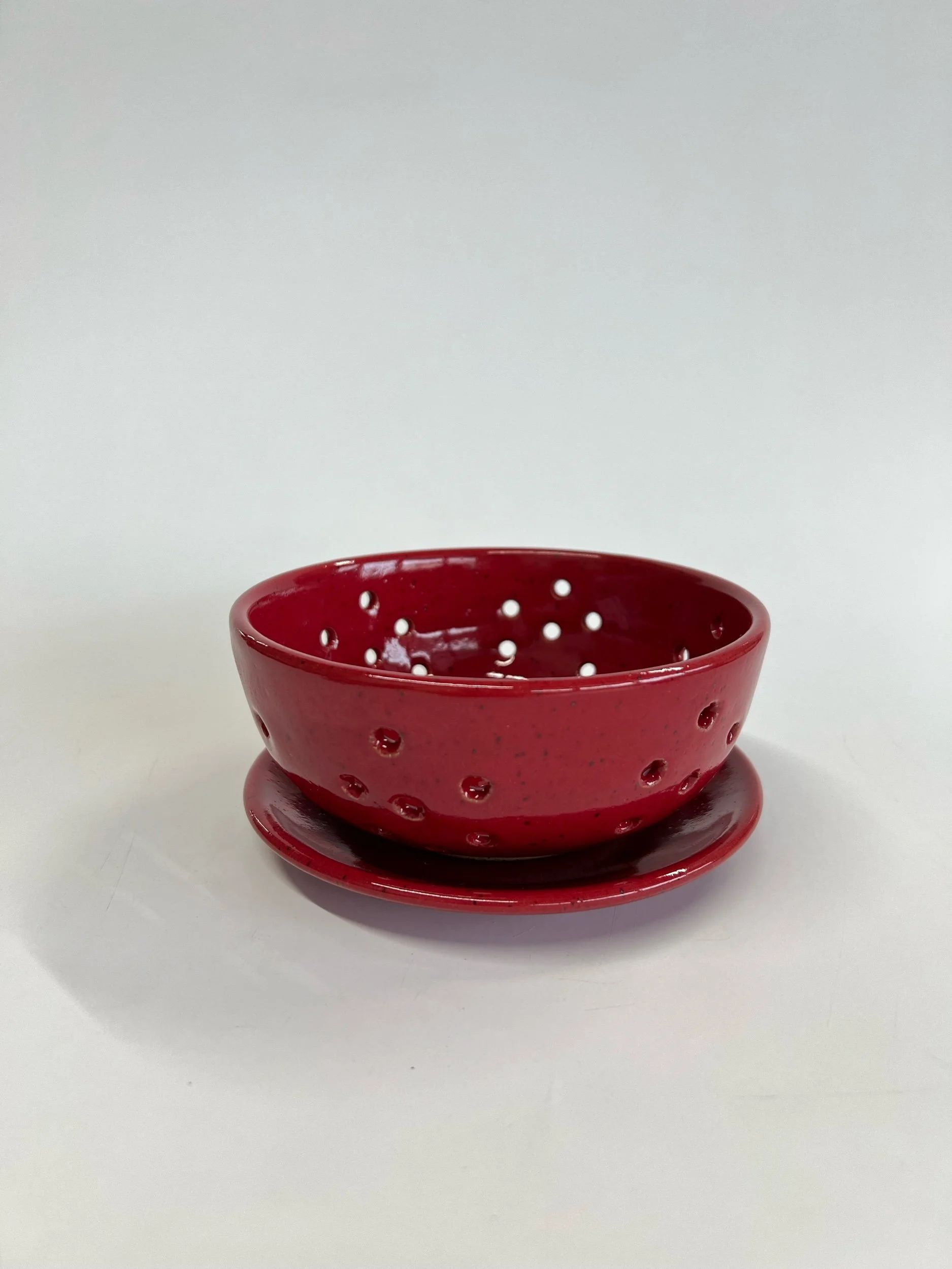 Berry Bowl with Dish Small 11