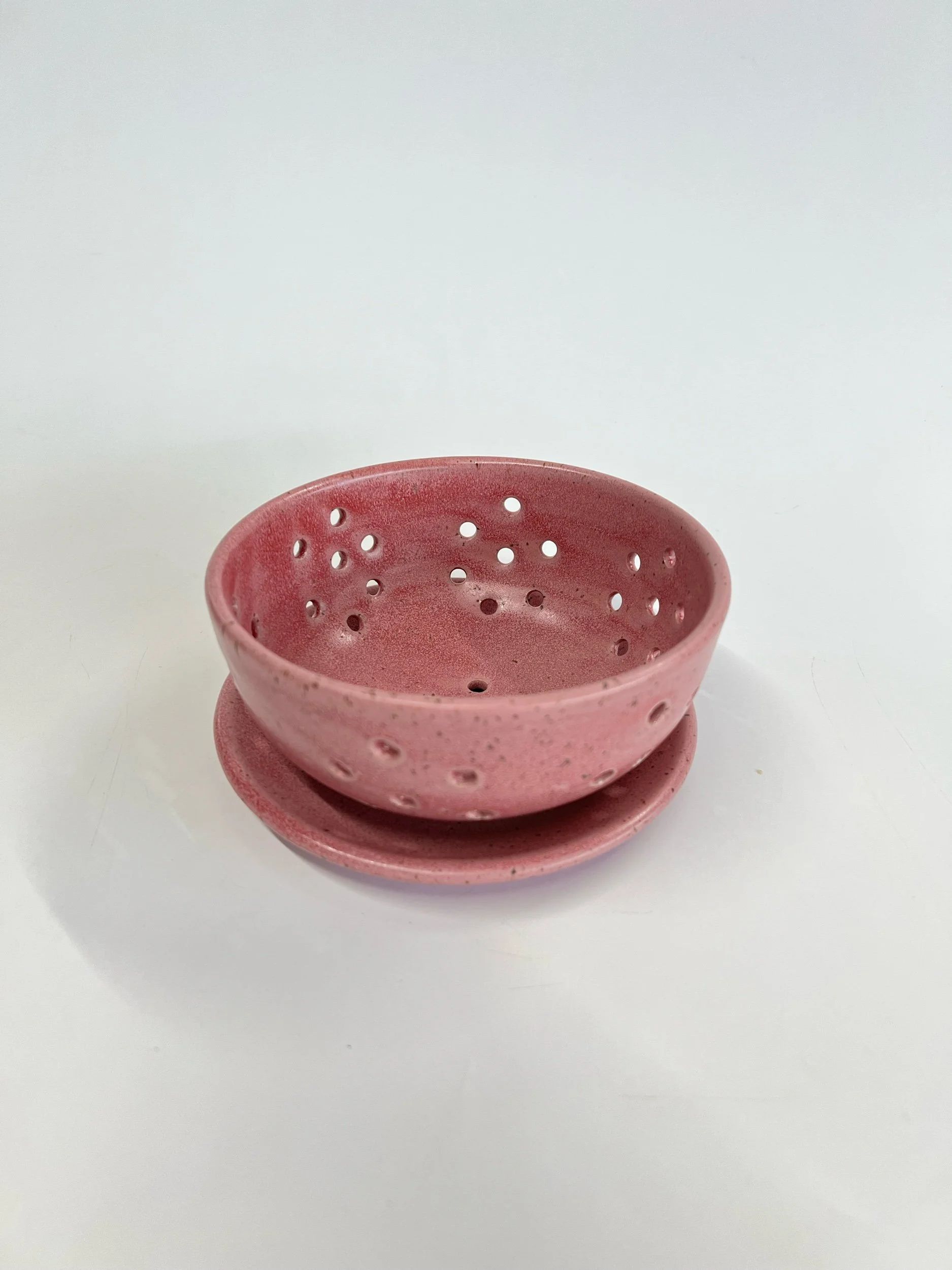 Berry Bowl with Dish Small 12