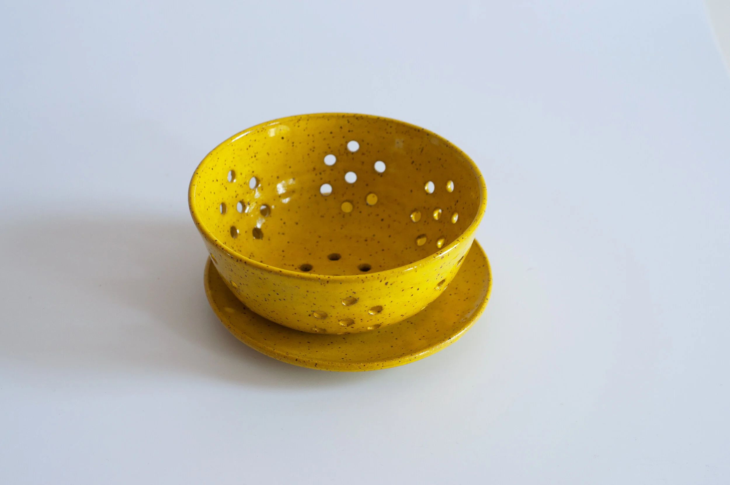 Berry Bowl with Dish Small 3