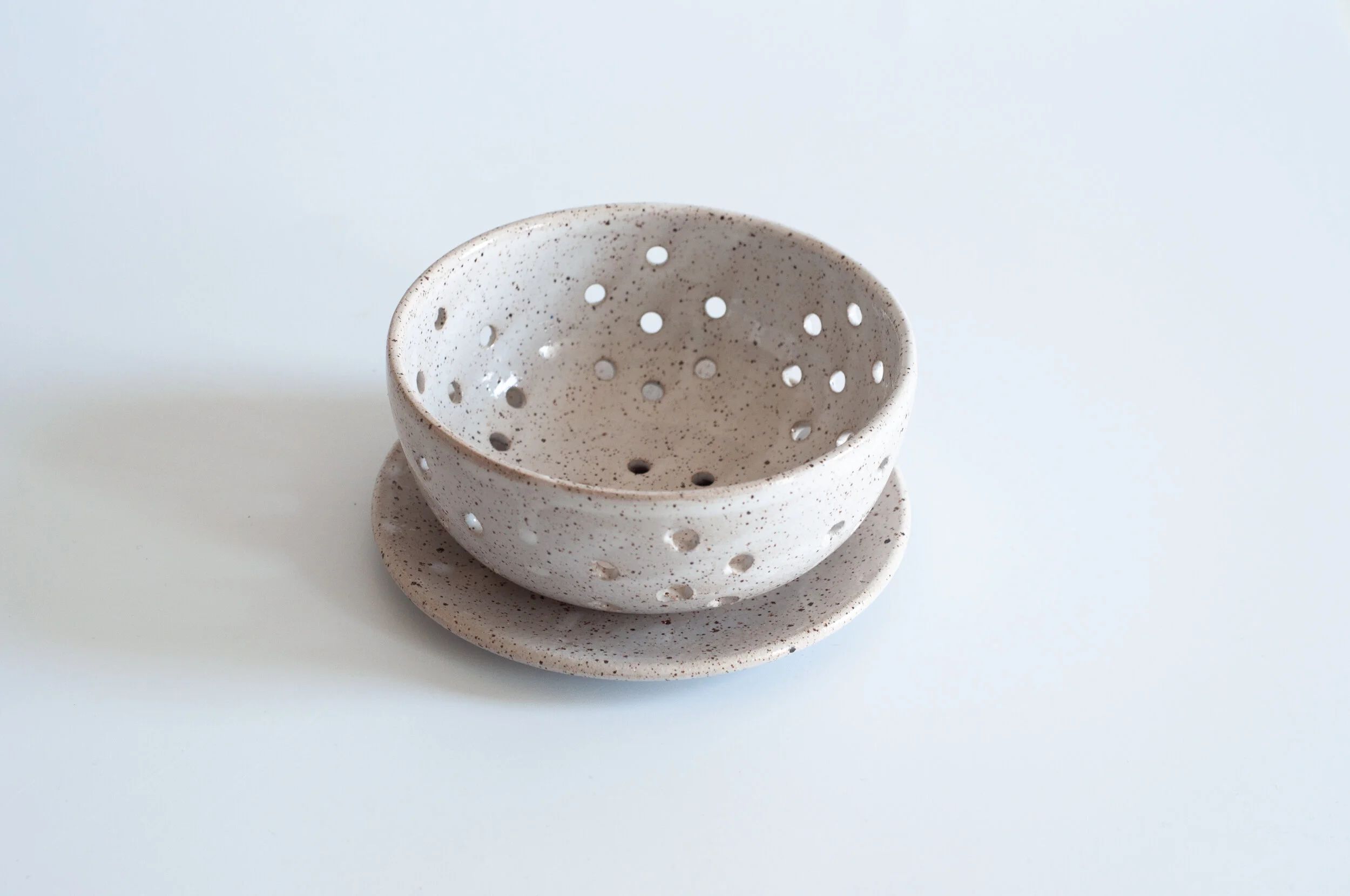 Berry Bowl with Dish Small 6