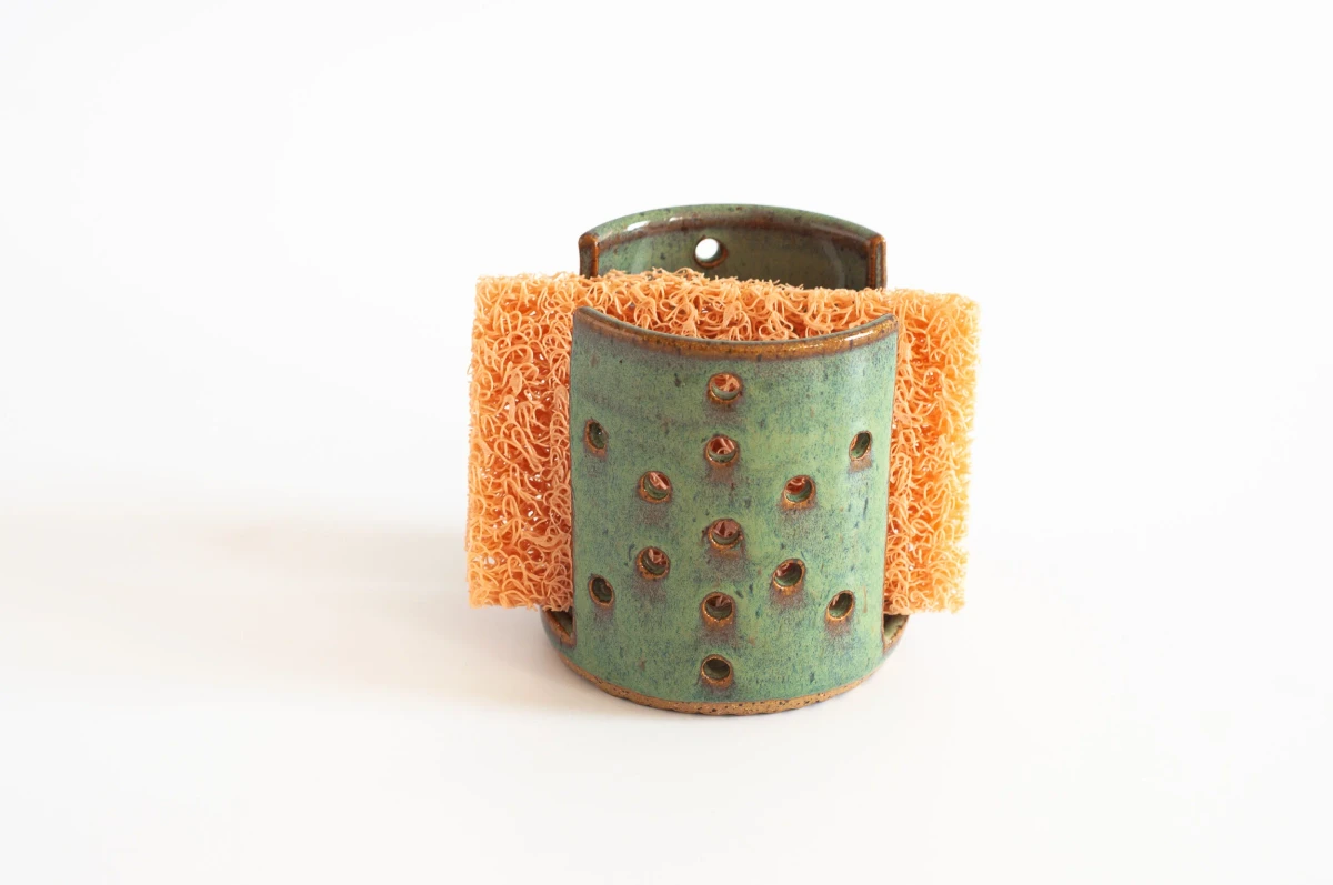 Sponge Holder by RachaelPots