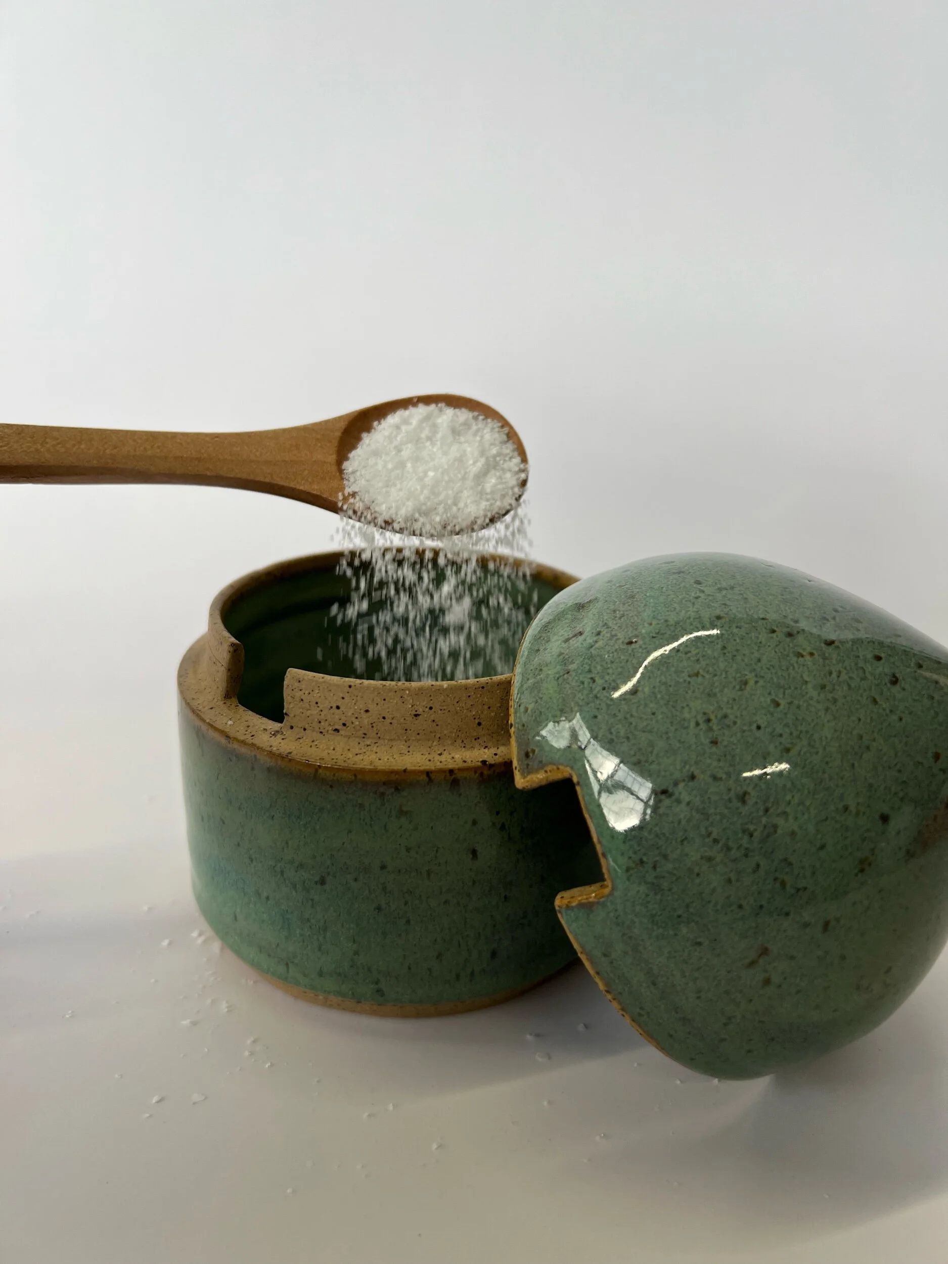 Sugar Bowl with Lid 13