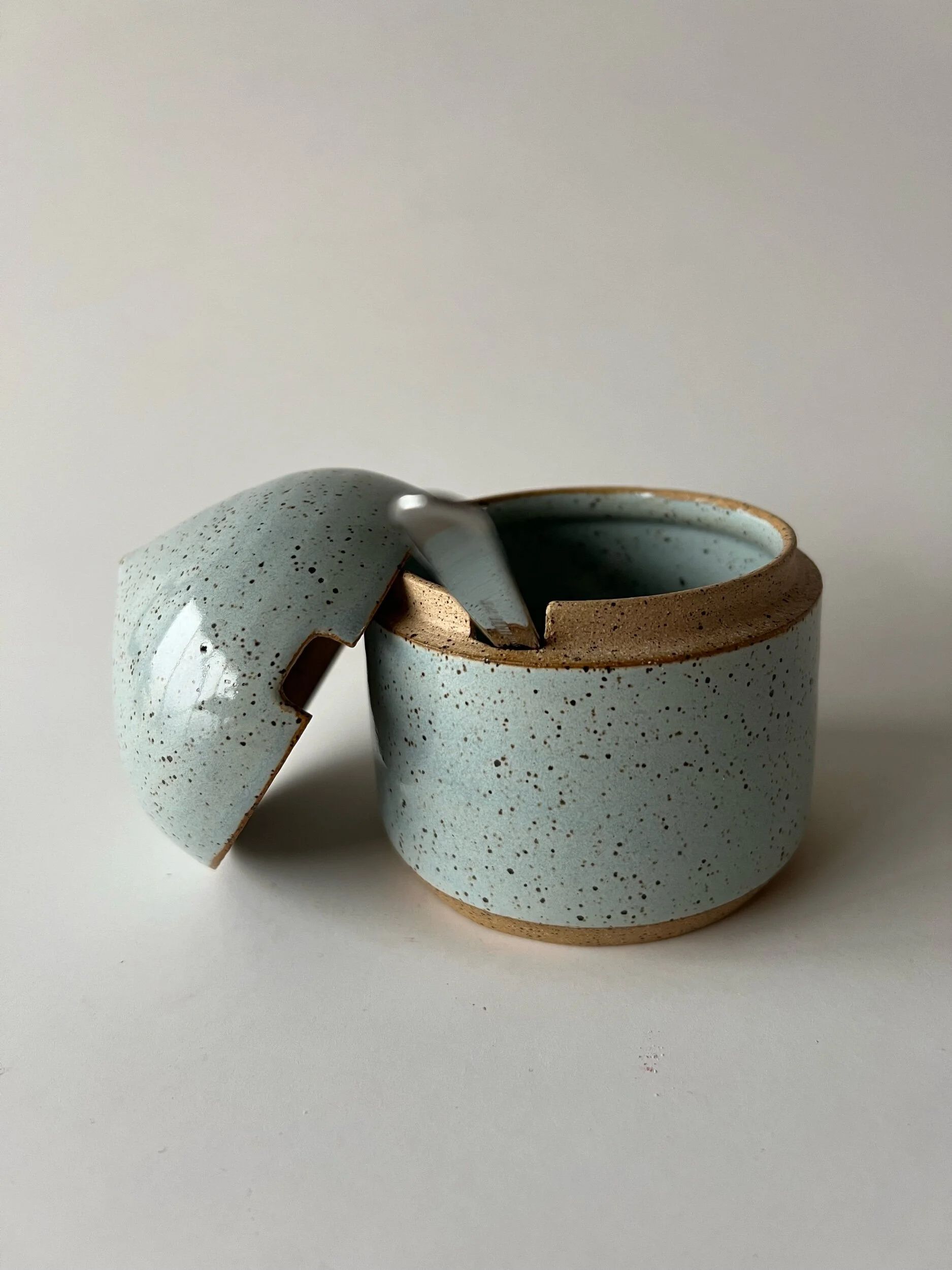 Sugar Bowl with Lid 3