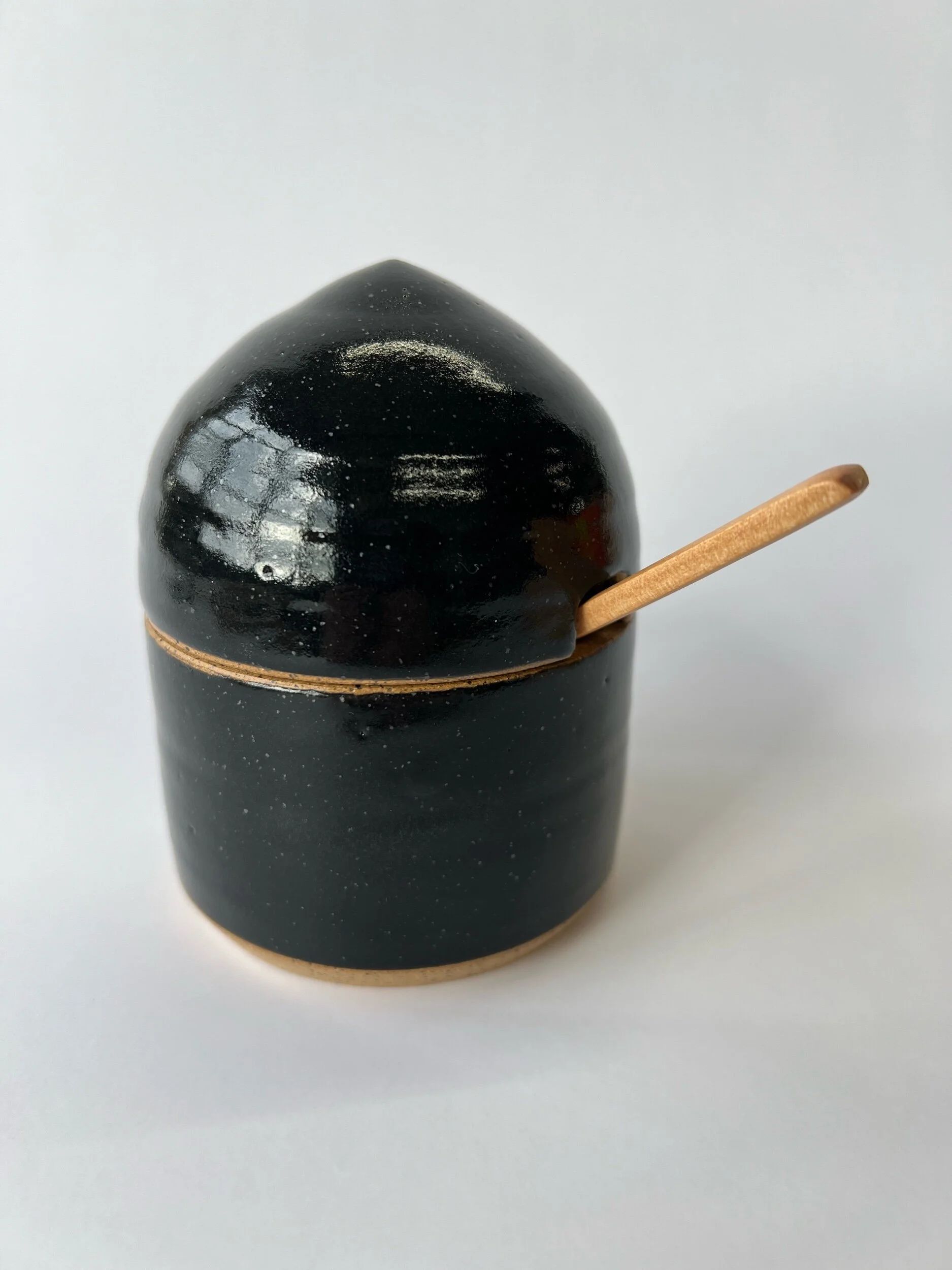 Sugar Bowl with Lid 21