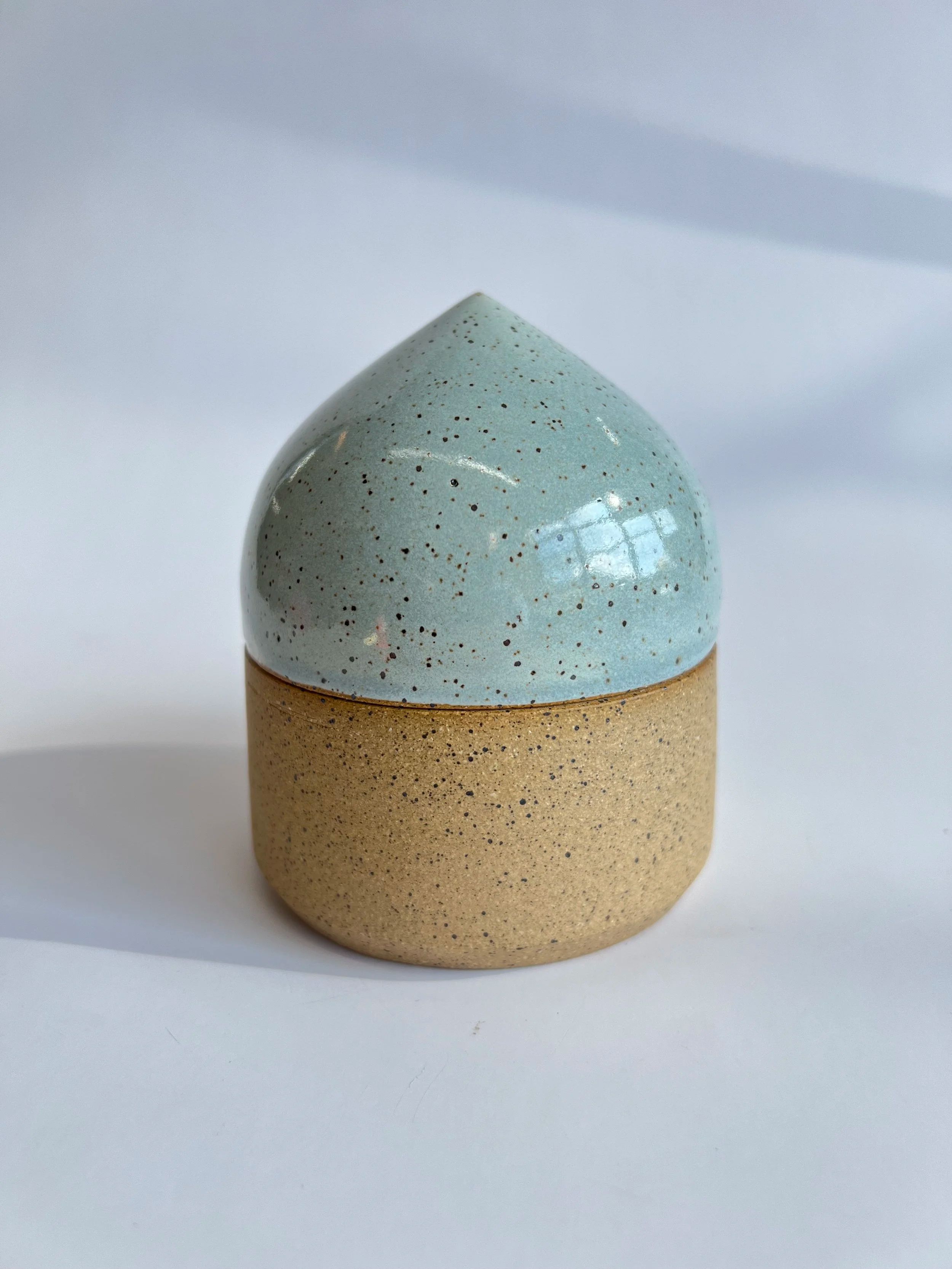 Sugar Bowl with Lid 28