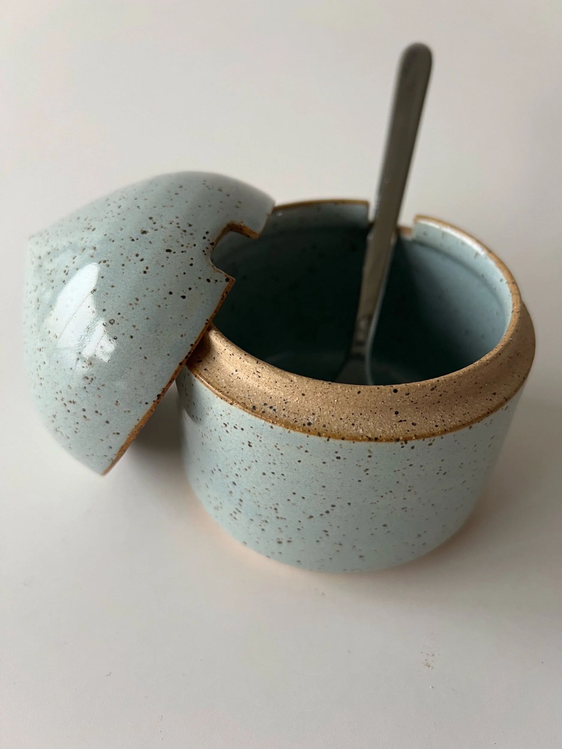Sugar Bowl with Lid 4