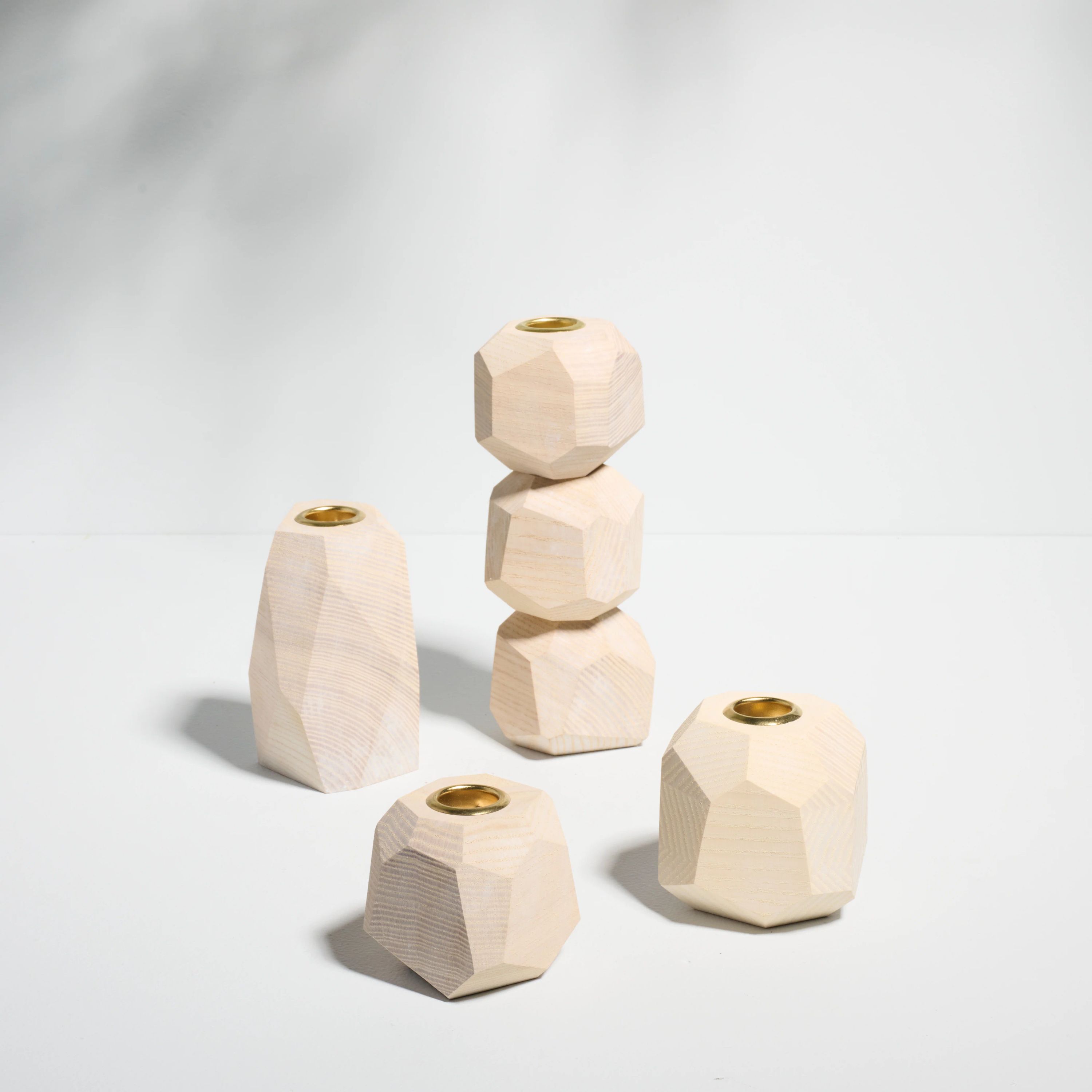 UGO Alabaster White 6