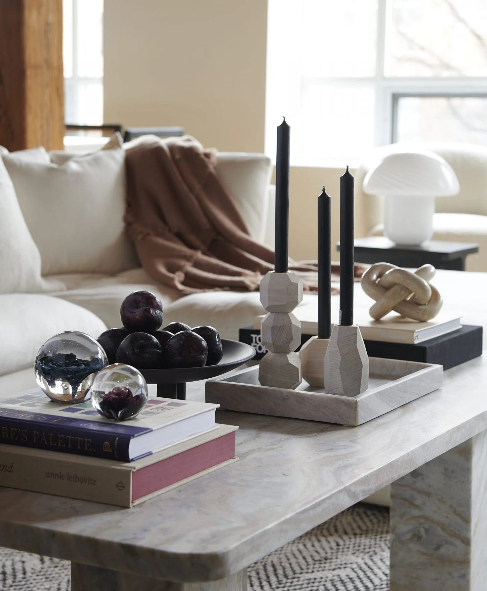 Ugo Candle Holder